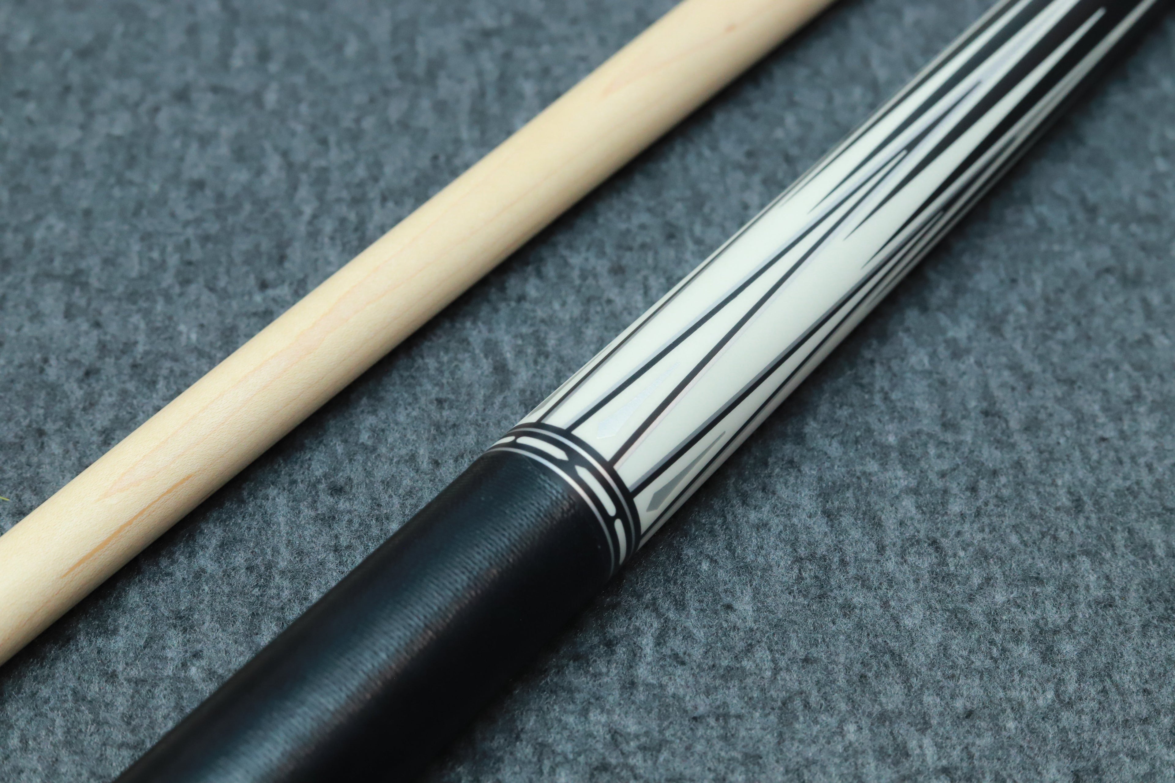 Universal Elega Stroke Series ES01